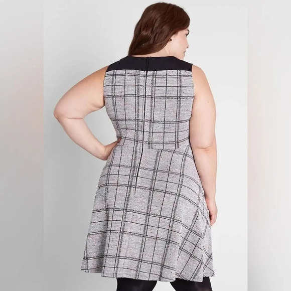 MODCLOTH Smiling From The Top A-Line Dress - Picture 4 of 10